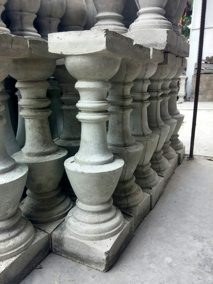 Con tiện bê tông cao 50 cm