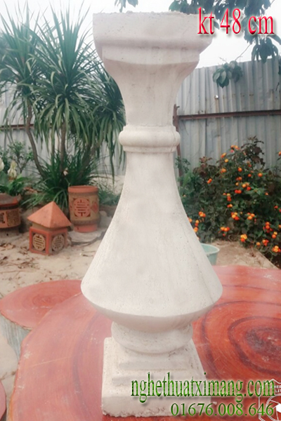 con tiện lan can cổ pháp