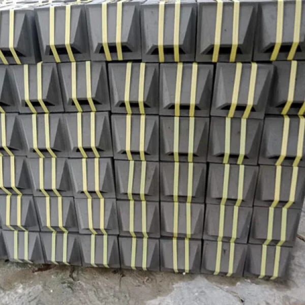 mau-gach-banh-u-chan-mua