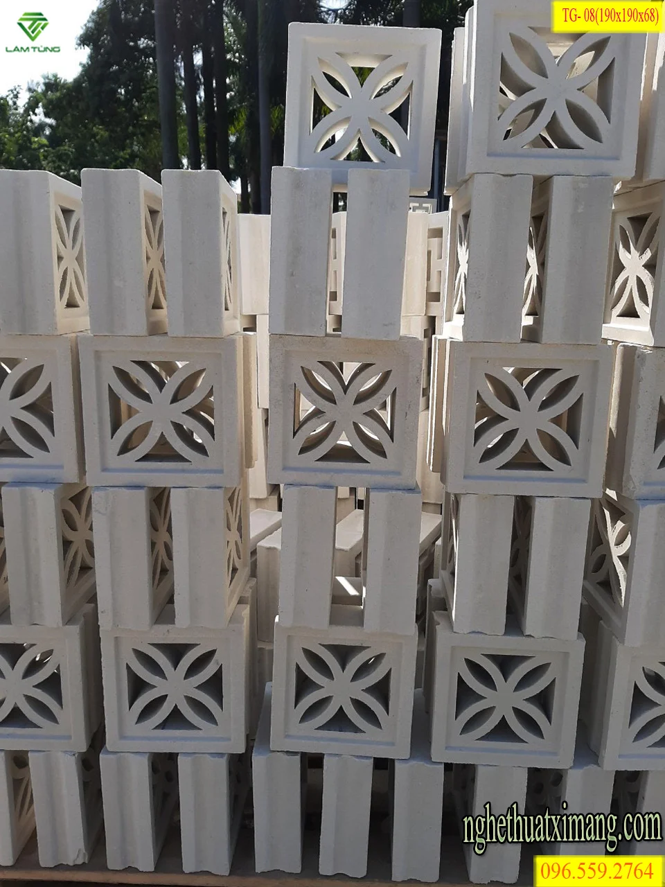 gach-thong-gio-trang-tri-tuong